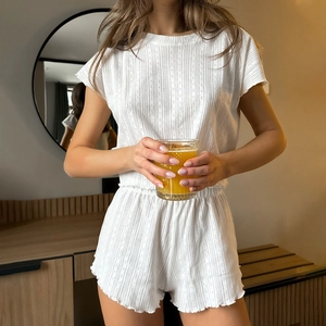 Completo Donna Casual in Maglia a Costine Con Top a Maniche Corte e Girocollo Pantaloncini Comodi Traspiranti Pigiami Bianco Nero
