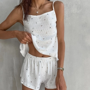 Women White Knitted Floral Printed Pajama Set Camisole Top And Bottom Shorts Sleeveless Jacquard Home Wear Cool Sleepwear For Lady