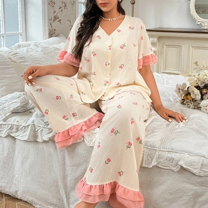 Plus size tulip floral print pajama set with V-neck shirt and ruffled hem pants