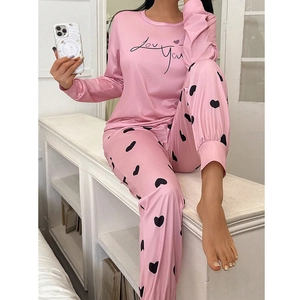 Ensemble pyjama rose à imprimé cœurs avec haut à manches longues Love You