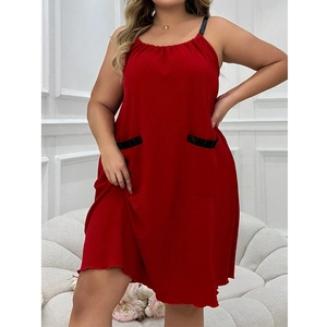 Summer red ribbed plus size lounge dress with black straps and side pockets for women