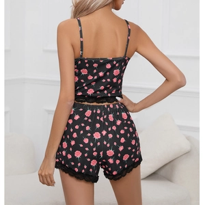 Ensemble pyjama fleuri avec caraco en dentelle et short en noir et rose pour femme