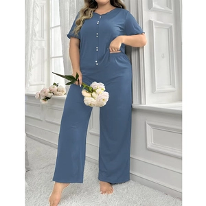 Ensemble pyjama grande taille bleu gris pour femme avec haut à manches courtes et pantalon