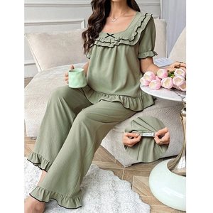 Grass green maternity pajamas set with Peter Pan collar and adjustable waistband for home