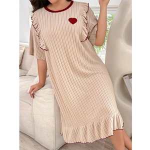 Loose beige nightdress with red heart patch and ruffled edges in vertical ribbed fabric
