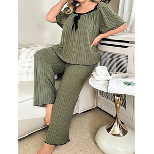 Set da casa donna verde oliva taglie forti con pizzo e tessuto a maglia a coste