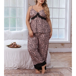 Pyjama 3 pièces pour femme avec imprimé floral, dentelle et tissu satiné rose