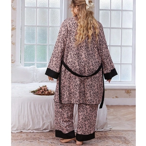 Ensemble homewear 3 pièces pour femme avec robe jacquard florale et pantalon rose