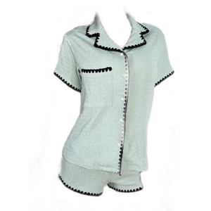 Ensemble de pyjama vert menthe pour femmes avec bordure ondulée noire et col à revers