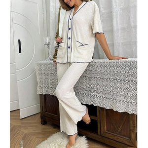 Women V-neck short sleeve pajamas set with contrast piping and textured fabric