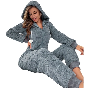 Combinaison pyjama à capuche en polaire corail bleu-gris avec motif à carreaux