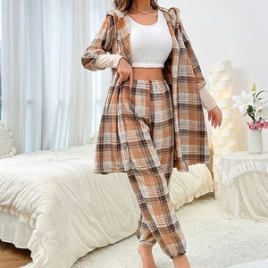 Ensemble pyjama 3 pièces pour femme avec gilet à capuche à carreaux et pantalon de nuit
