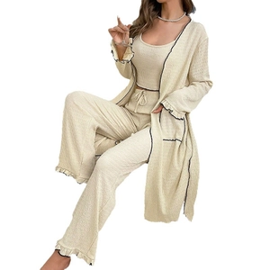 Three-piece women's lounge set with pleated texture and contrast wave edge detail
