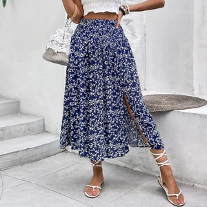Jupe Midi à Imprimé Floral pour Femmes Taille Haute Smockée en Viscose Fendue Jupe d'Été Vacances Bohême Décontractée Trapèze