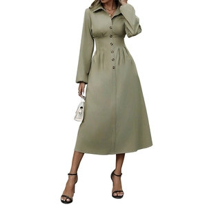 Elegantes bohnenmattes grünes A-Linien-Hemdkleid mit Reverskragen und Taillenknöpfung