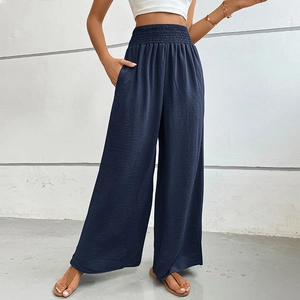 Pantalon femme taille haute et jambe large bleu marine avec taille élastique smockée