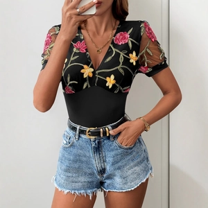 Damen Elegant V-Ausschnitt Floral Stickerei Mesh Spleißen Body Schlanke Passform Kurz Puffärmel Sexy Romper Top Sommer Mode Pendeln