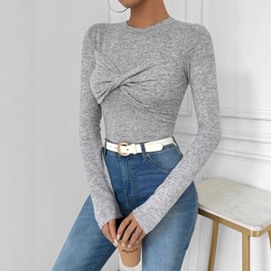 T-Shirt Femme Coupe Ajustée Manches Longues Nœud Torsadé Col Rond Gris Chiné Top en Maille Décontracté