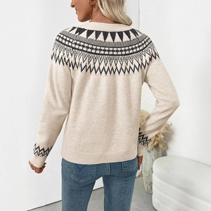 Women's off-white Fair Isle knit sweater with retro geometric patterns and long sleeves