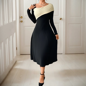 Elegant color-block A-line midi dress with knit texture and chic long sleeves