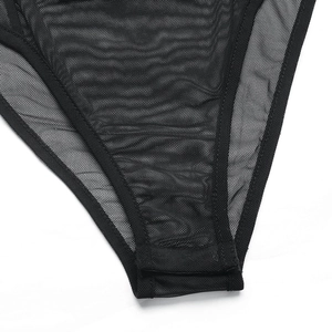 Nahaufnahme eines schwarzen Netz-Bodysuits mit funktionalem Druckknopfverschluss unten