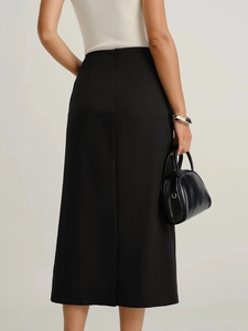 Elegant black straight skirt with a sophisticated back slit and seamless invisible zipper