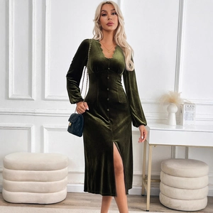 Robe Midi Élégante en Velours Vert Foncé pour Femmes Col en V Festonné Manches Longues Coupe Ajustée Fendue Fête