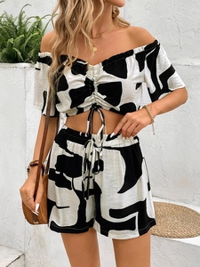 Women Sexy Two Piece Shorts Set Viscose Off Shoulder Drawstring Crop Top And High Waist Shorts Set Abstract Printed Summer Outfits