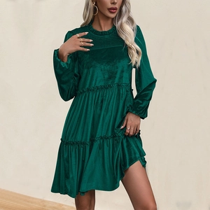 Abito da Donna Elegante in Velluto Verde Scuro a Manica Lunga con Orlo a Strati Retrò Scollo a Punto Smock Linea A