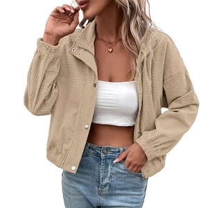 Khaki Cordjacke für Damen mit Stehkragen, Waffelstruktur und Reißverschluss-Detail