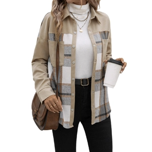 Giacca vintage da donna con patchwork a quadri, colletto a revers e tasche a patta