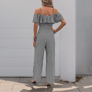 Combinaison pantalon à rayures pour femme avec dos nu et volants aux épaules dénudées