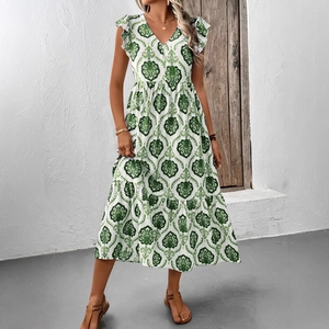 Robe Maxi Bohème pour Femmes Imprimé Floral Col en V Jupe à Étages Manches à Volants Robe Longue d'Été Décontractée Ligne A