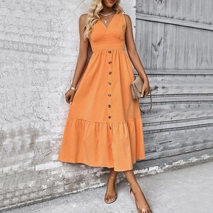 Elegantes orangefarbenes ärmelloses Midikleid mit V-Ausschnitt, Knöpfen und Rüschensaum