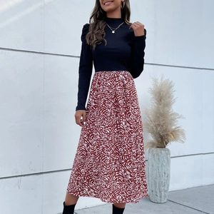 Elegant high-neck long sleeve patchwork dress with abstract spiral print maxi skirt