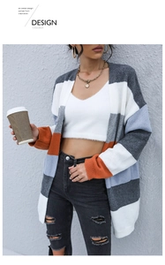 Vue détaillée du cardigan en maille rayée avec motifs color-block et texture de tissu doux
