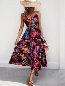 Floral print summer maxi dress with V-neck spaghetti straps and layered ruffle skirt