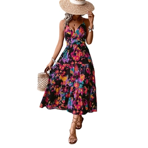 Floral print V-neck maxi dress with tiered skirt and spaghetti straps for summer vacations