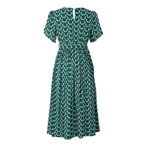 Détail d'une robe midi vert foncé à imprimé floral avec ouverture goutte d'eau dans le dos