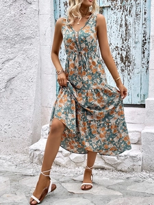 Summer sleeveless V-neck floral maxi dress with lace trim and tiered patchwork skirt