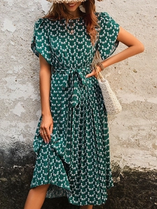 Robe midi plissée d'été verte à imprimé tulipes, col rond et manches à volants