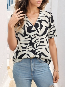 Women's summer V-neck short sleeve shirt with black and white abstract leaf print
