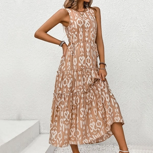 Robe Maxi à Étages Sans Manches Bohème pour Femmes en Coton Col Rond Taille Haute Découpe Imprimé Géométrique Été
