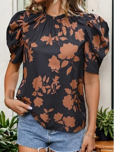Elegant floral print round neck top with puff sleeves and dark base for summer fashion