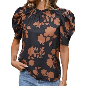 Elegant floral print short sleeve blouse with puffed sleeves and pleated neckline for women