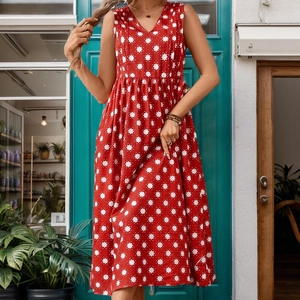 Vintage Women V-Neck Sleeveless Polyester Midi Dress Red White Star Print High Waist A-Line Summer Vacation Beach Dress
