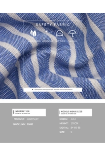 Détail de la texture du tissu à rayures bleues et blanches de la combinaison d'été