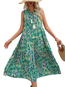 Bohemian sleeveless maxi dress with V-neck tassels and colorful abstract print for summer