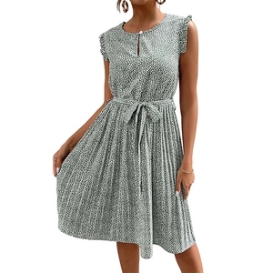 Women summer green floral pleated sleeveless dress with waist tie and round neckline