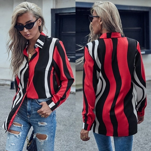 Chemisier pour femme à manches longues et col à revers avec rayures ondulées rouges et noires